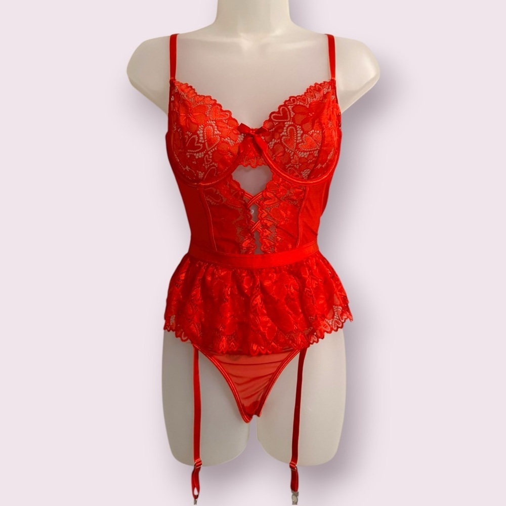 Red Lace Lingerie Bodysuit Garter Straps Sheer Peplum Size L